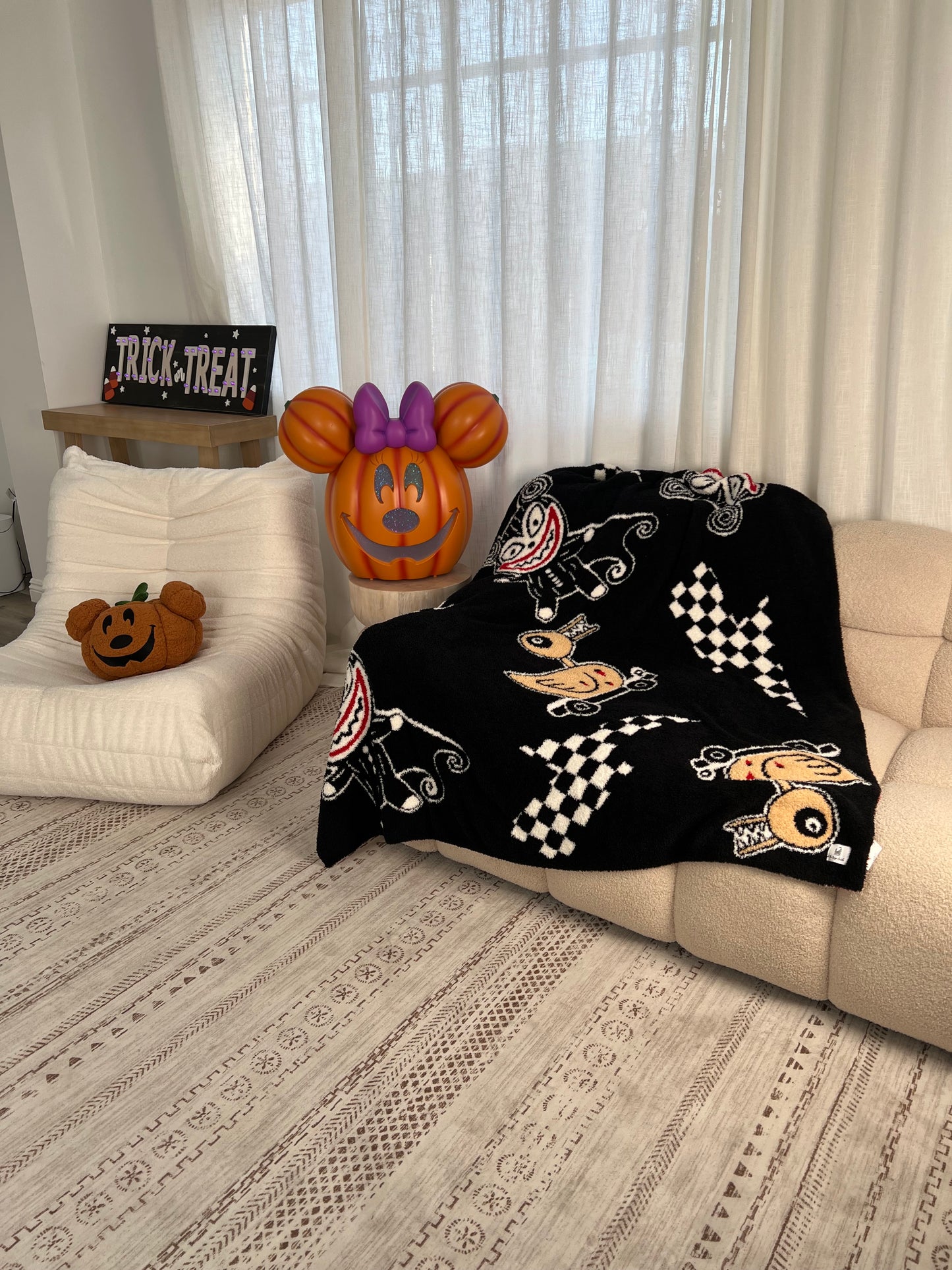 Vampire Teddy and Duck (NBC)