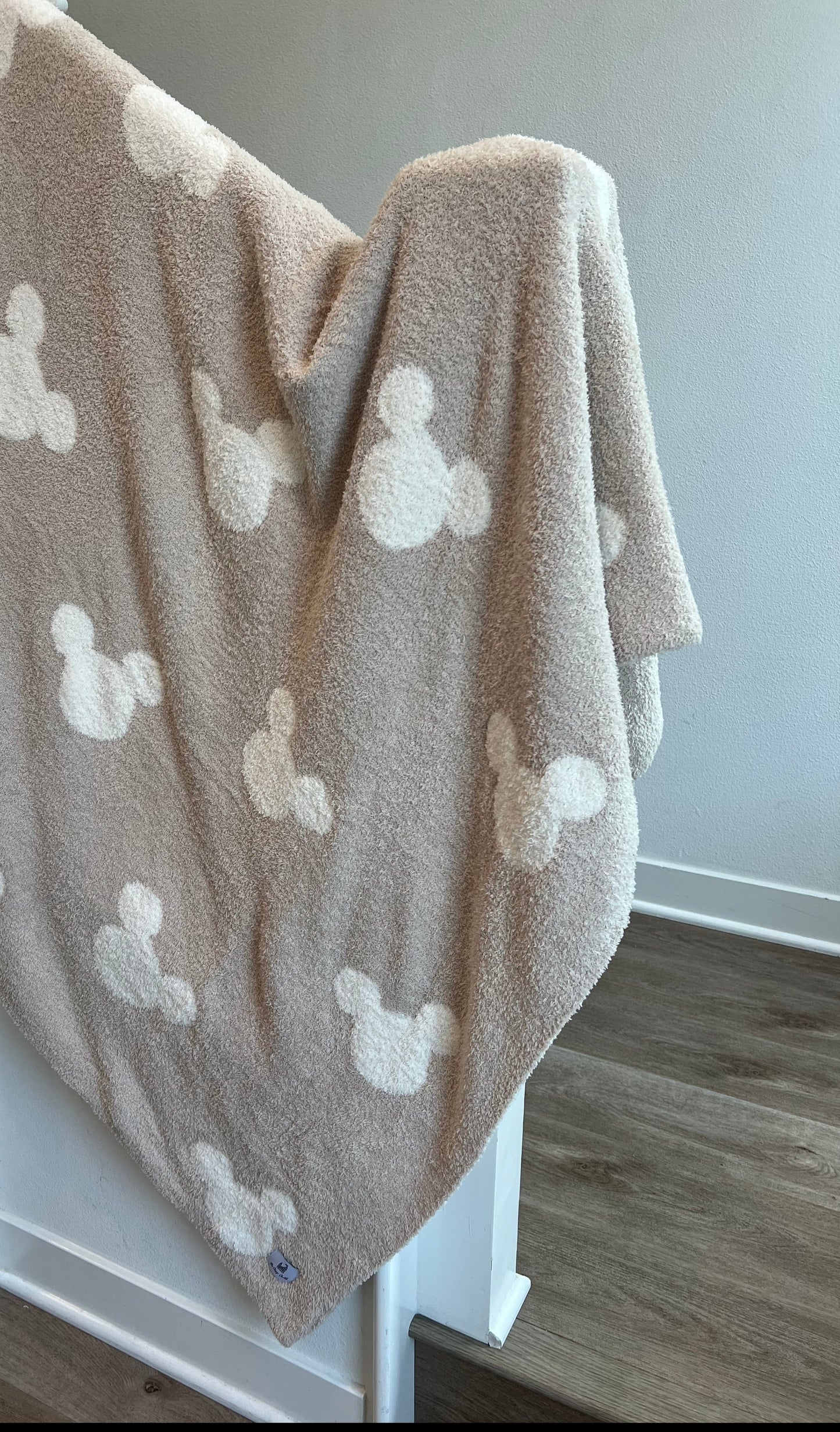 Neutral Double-sided Mickey Blanket